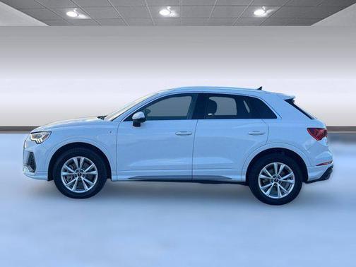 2023 Audi Q3 45 S line Premium Plus