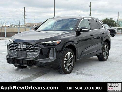 Mythos Black Metallic 2025 Audi Q5 Premium TFSI quattro S tronic