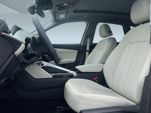 2025 Audi Q5 Premium TFSI quattro S tronic