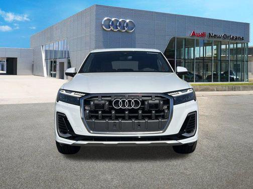 2025 Audi Q7 55 Prestige