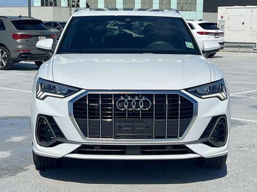 2025 Audi Q3 45 S line Premium Plus