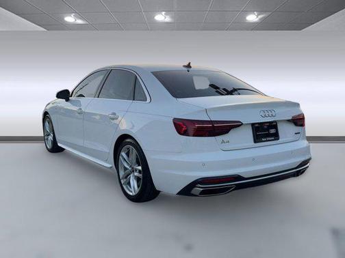 2023 Audi A4 45 S line Premium