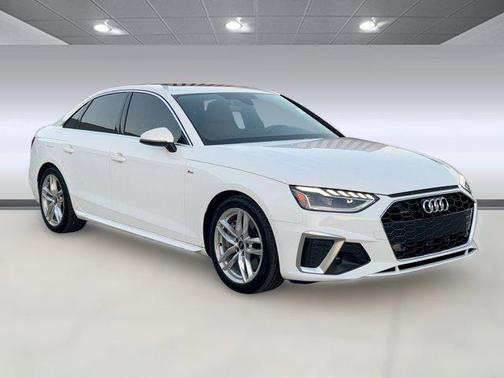 2023 Audi A4 45 S line Premium