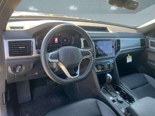 2022 Volkswagen Atlas Cross Sport 3.6L V6 SE w/Technology