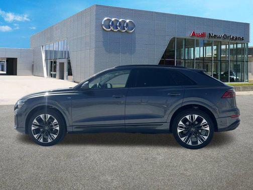 2025 Audi Q8 55 Premium Plus