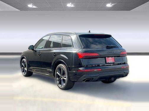 2026 Audi Q7 55 Premium Plus