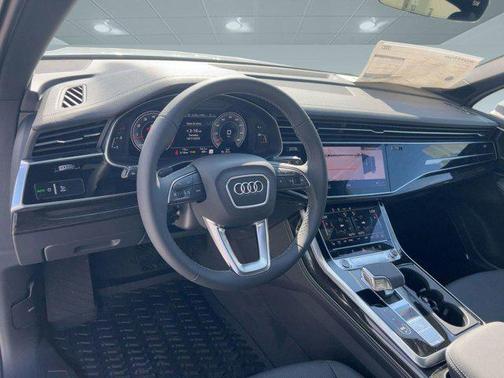 2026 Audi Q7 55 Premium Plus