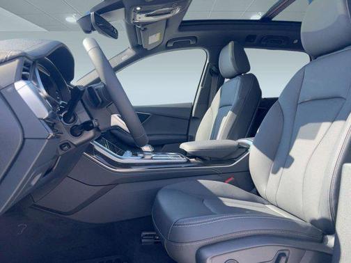 2026 Audi Q7 55 Premium Plus
