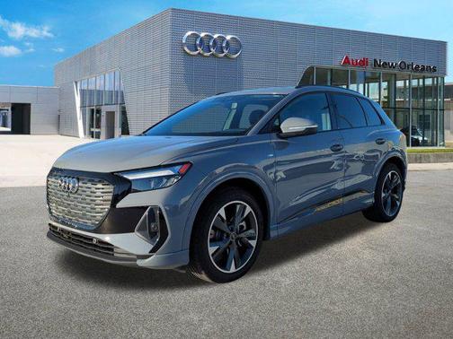 2024 Audi Q4 e-tron Premium 55 quattro