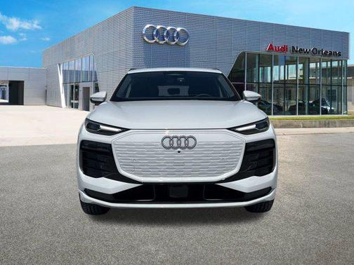 2025 Audi Q6 e-tron Premium