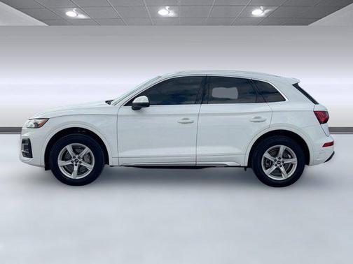 2023 Audi Q5 40 Premium