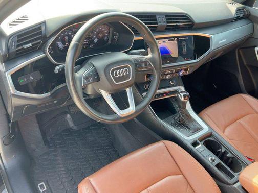2023 Audi Q3 Premium 45 TFSI S line quattro Tiptronic