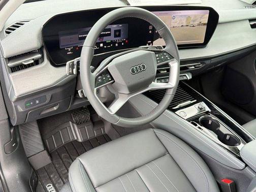 Daytona Gray Pearl Effect 2026 Audi Q3 S line