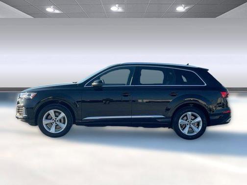 2023 Audi Q7 45 Premium