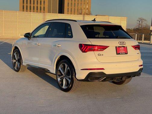 2022 Audi Q3 45 S line Premium Plus