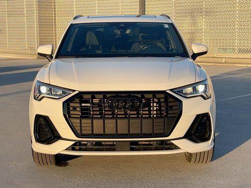 2022 Audi Q3 45 S line Premium Plus