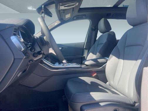 2026 Audi Q7 55 Premium Plus