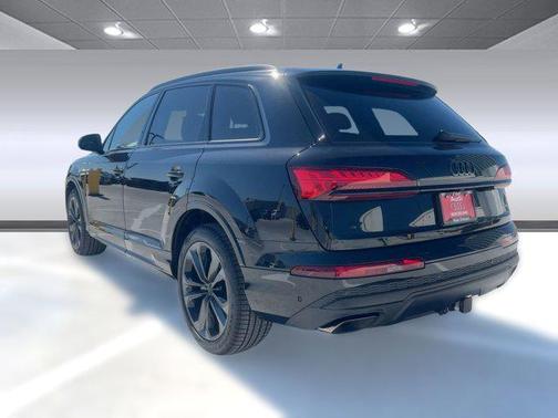 2026 Audi Q7 55 Premium Plus