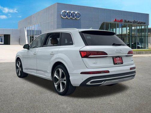2020 Audi Q7 55 Prestige