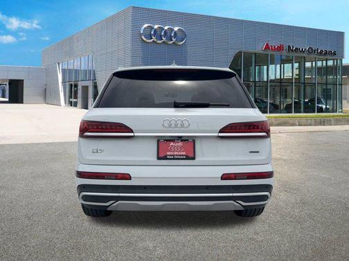 2020 Audi Q7 55 Prestige