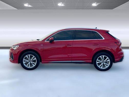 2023 Audi Q3 45 S line Premium Plus