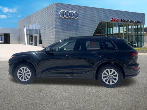 2025 Audi Q6 e-tron Premium