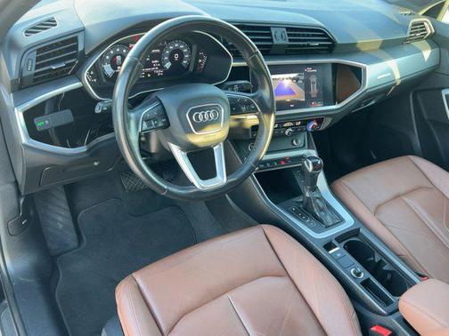 2022 Audi Q3 40 Premium