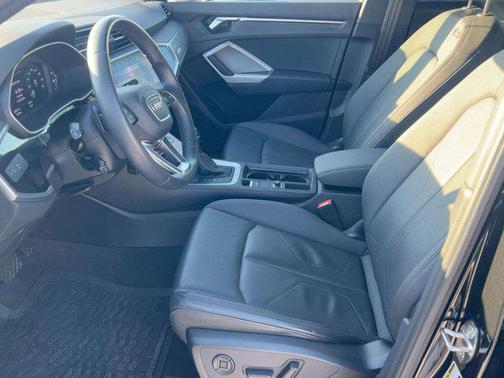 2022 Audi Q3 45 S line Premium Plus