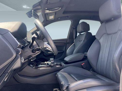 2022 Audi Q5 45 S line Premium Plus