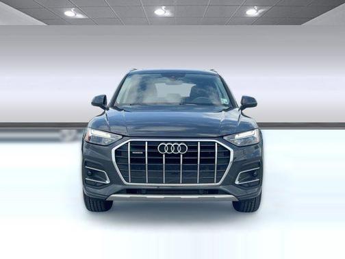 2023 Audi Q5 40 Premium