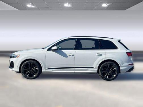 2026 Audi Q7 55 Premium Plus