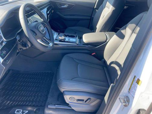 2026 Audi Q7 55 Premium Plus