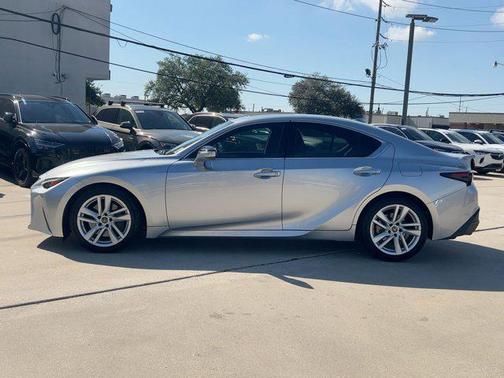 2022 Lexus IS 300 Base