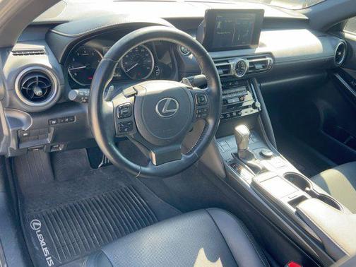 2022 Lexus IS 300 Base
