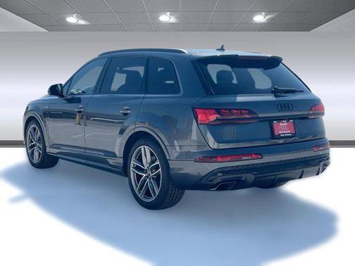 2026 Audi Q7 55 Prestige