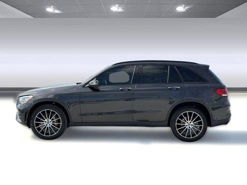 Black 2022 Mercedes-Benz GLC 300 Base