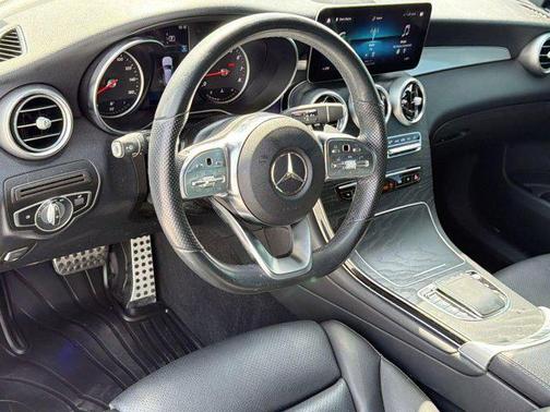Black 2022 Mercedes-Benz GLC 300 Base