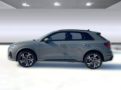 2023 Audi Q3 45 S line Premium Plus