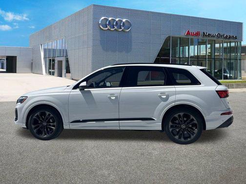 2025 Audi Q7 55 Prestige