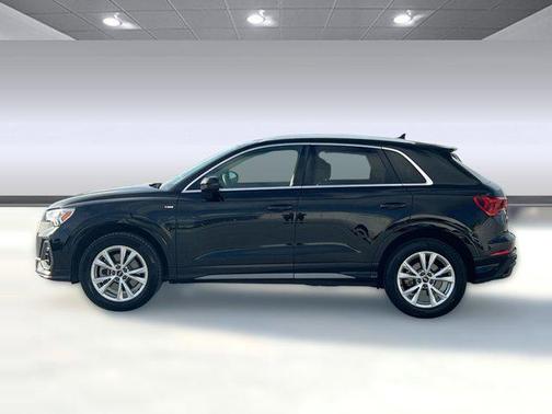 2023 Audi Q3 45 S line Premium Plus