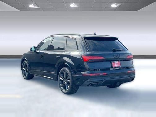 2026 Audi Q7 55 Premium Plus