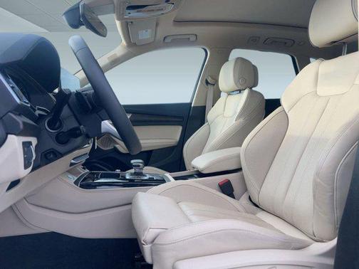 2025 Audi Q5 45 S line Premium Plus