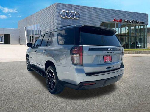 2023 Chevrolet Tahoe 4WD RST