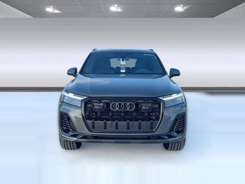 2026 Audi Q7 55 Premium