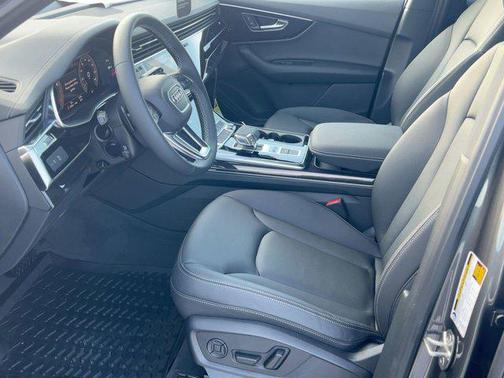 2026 Audi Q7 55 Premium