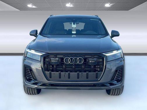 2026 Audi Q7 55 Premium