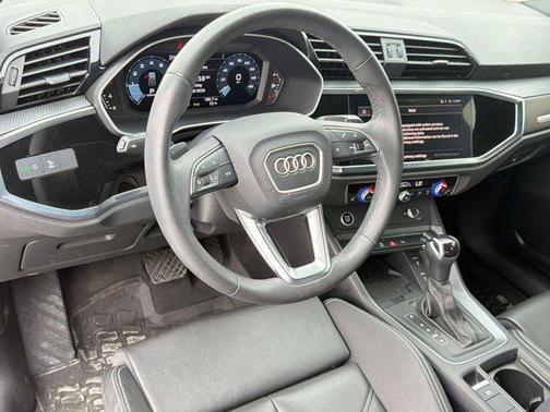 Mythos Black Metallic 2024 Audi Q3 Premium 45 TFSI S line quattro Tiptronic