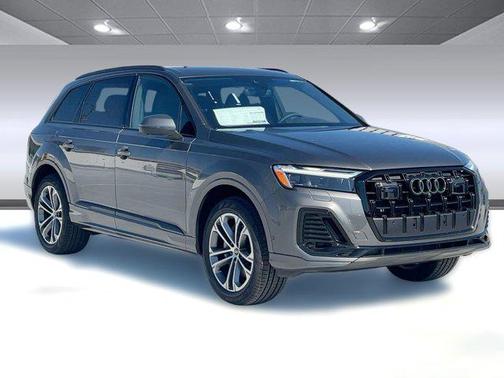 2026 Audi Q7 45 Premium