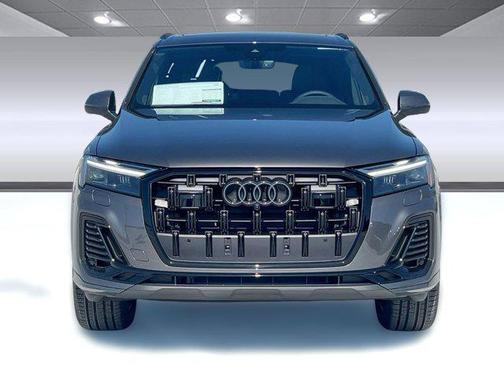 2026 Audi Q7 45 Premium