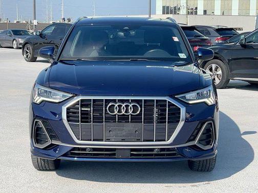 2023 Audi Q3 Premium 45 TFSI S line quattro Tiptronic